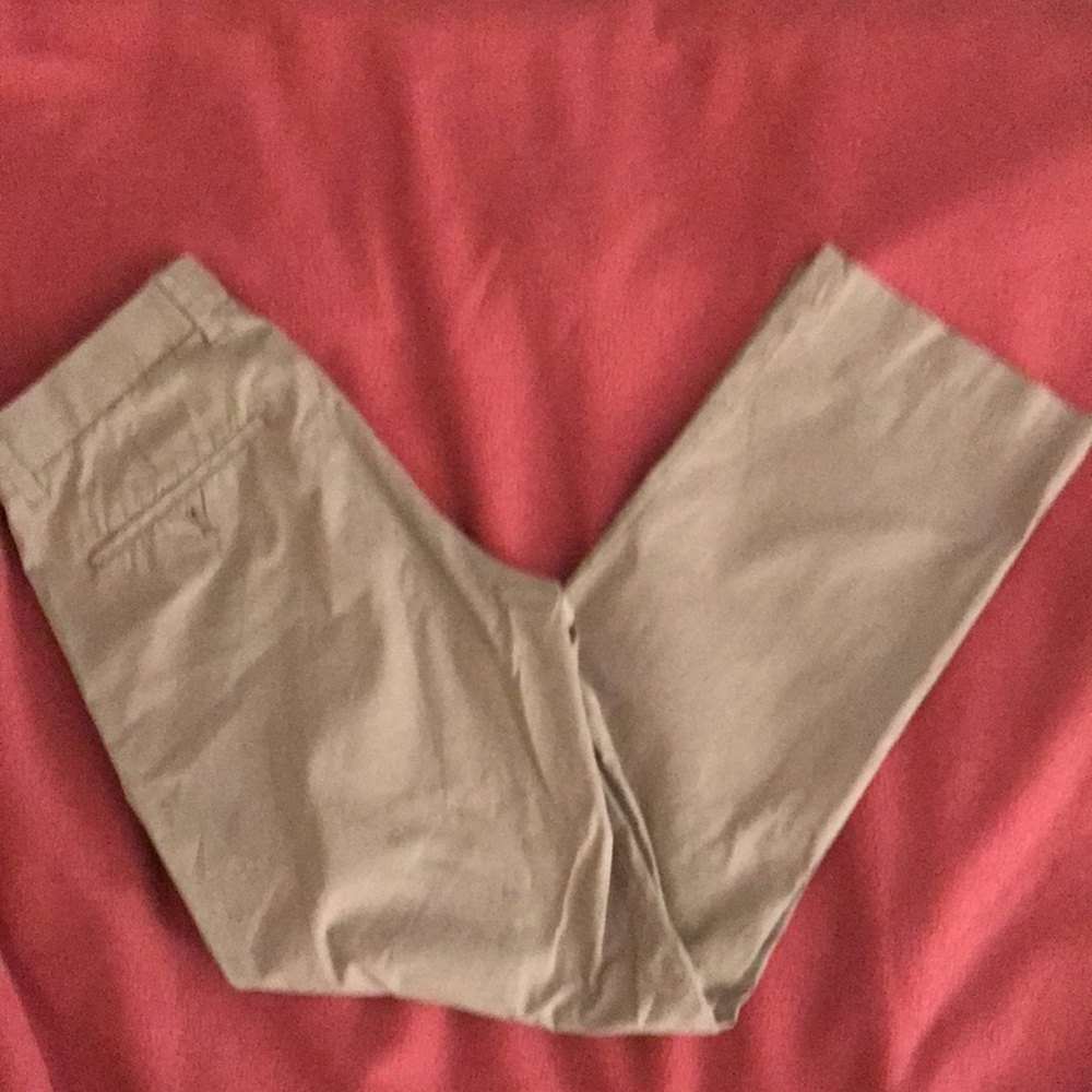 GAP Tailored Khaki Pants, relaxed fit - Picture 6 of 7